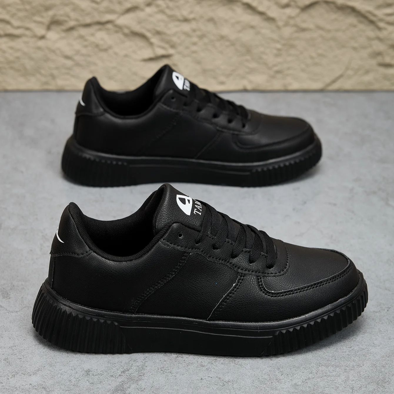 Scarpe da uomo in pelle da est - Men'S Shoes Black And White recensione e prezzo