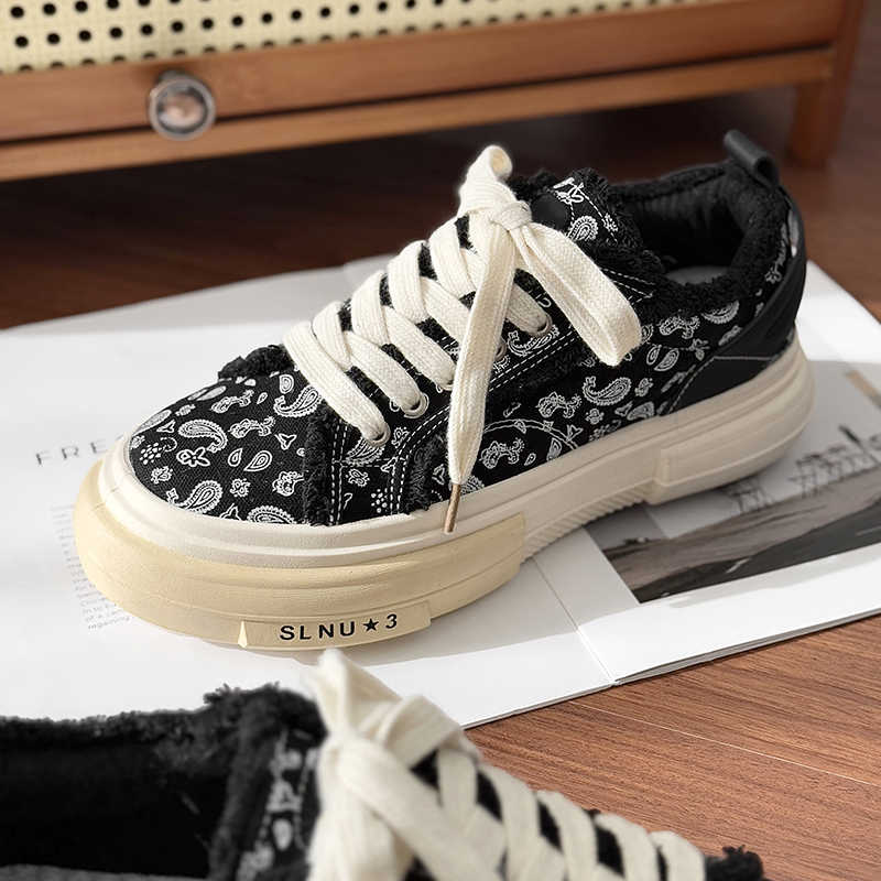 Scarpe da Skateboard con Tacco - Men'S Shoes Expensive Brands recensione e prezzo